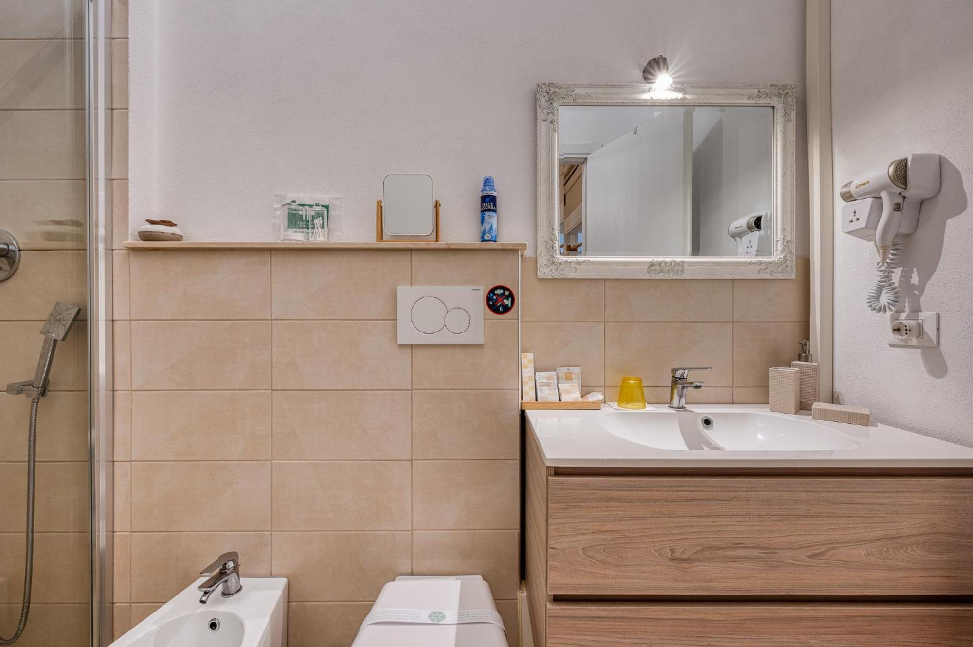 Your House Rooms جنوة المظهر الخارجي الصورة